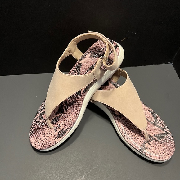 Naturalizer Megan Beige Snake Prink Fabric Sandals Women's 8.5M Comfor Slingback - Picture 3 of 7